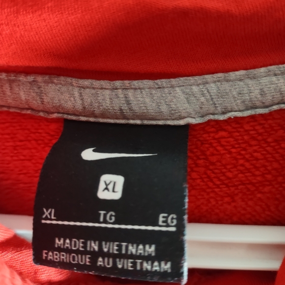 COPY - RARE Special Edition Nike Call of Duty Championship 2018 Red Hoodie with… - Picture 6 of 7